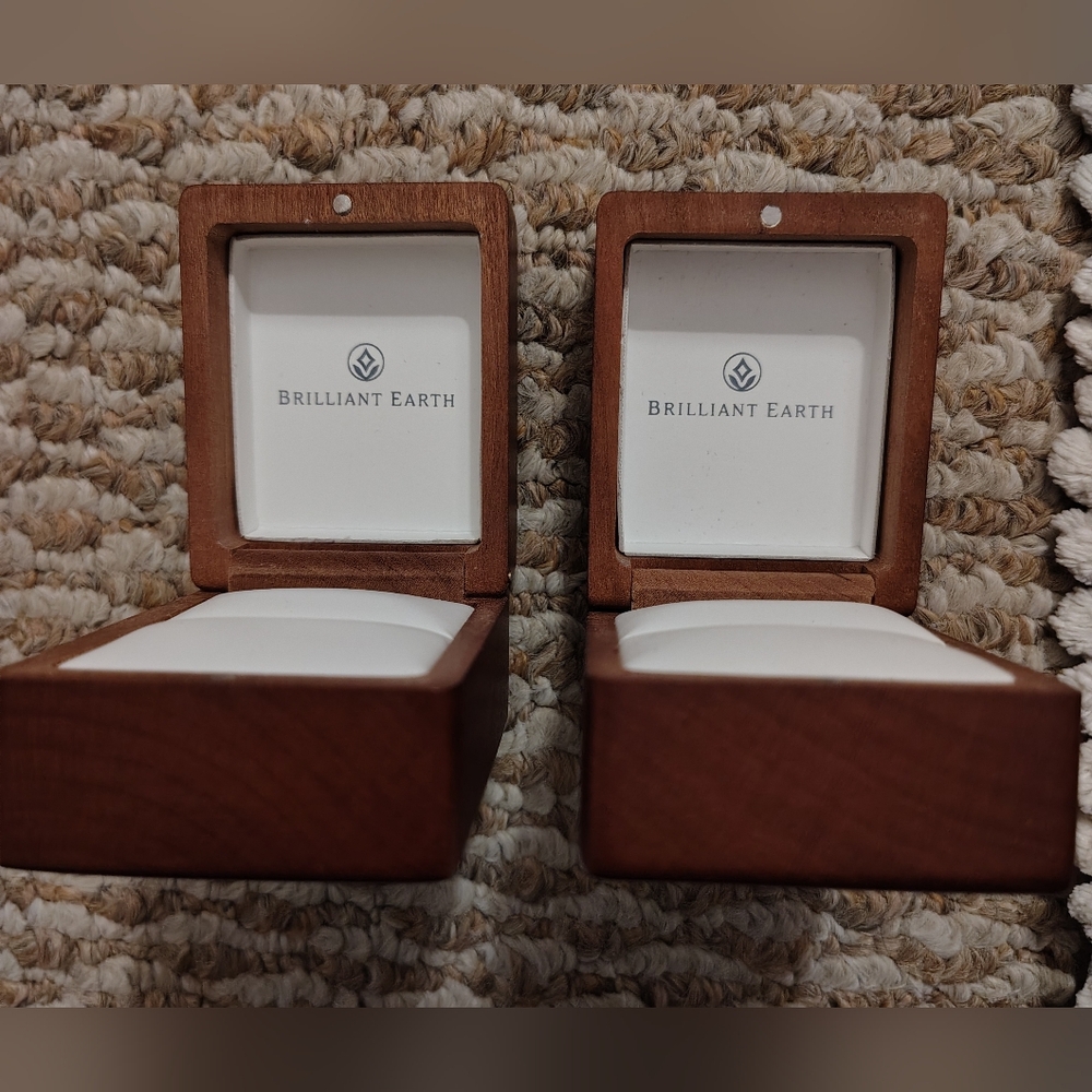 SOLD Brilliant Earth Jewelry Boxes